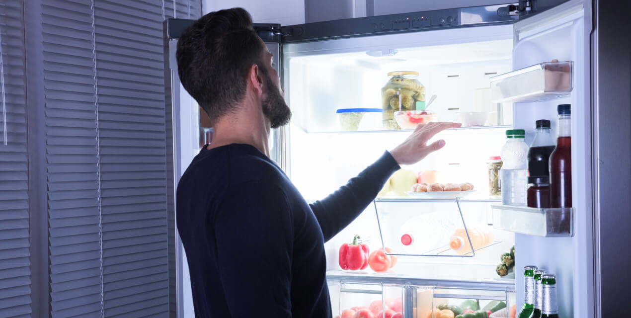 how to get smell out of fridge