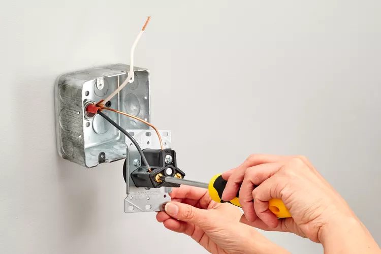 Outlet for electric dryer